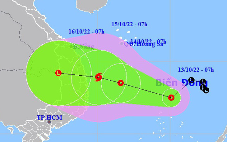 Áp thấp nhiệt đới, từ chiều 13-10 Trung và Nam Trung Bộ mưa tăng dần