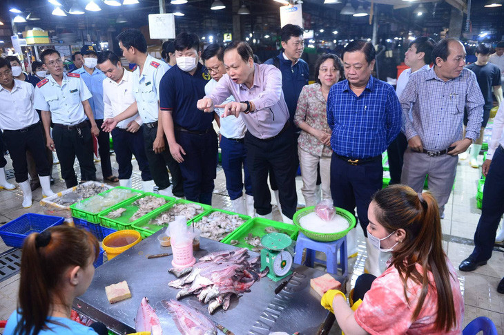 Bộ trưởng Lê Minh Hoan: An toàn thực phẩm, hãy thực hiện như làng thần kỳ Nhật Bản - Ảnh 1.