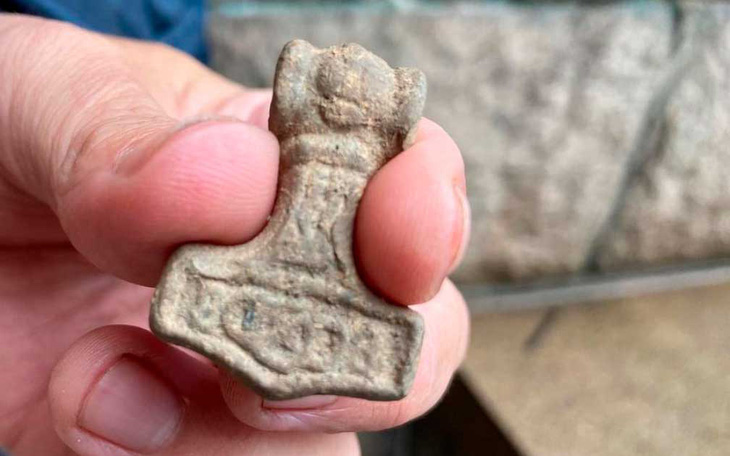 Phát hiện cổ vật hình búa Thor 1.000 năm tuổi