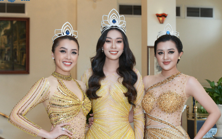 Ngắm top 3 Miss Peace Vietnam 2022 rạng rỡ về TP.HCM