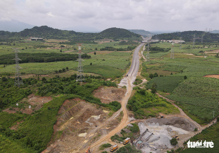 Cao tốc Dầu Giây - Phan Thiết, Phan Thiết - Vĩnh Hảo: Chạy đua mới mong kịp tiến độ - Ảnh 5.