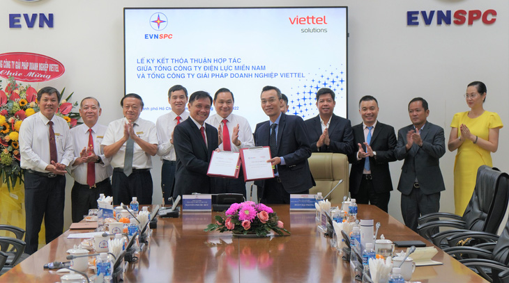 EVNSPC và Viettel hợp tác chuyển đổi số cho ngành điện miền Nam - Ảnh 1.