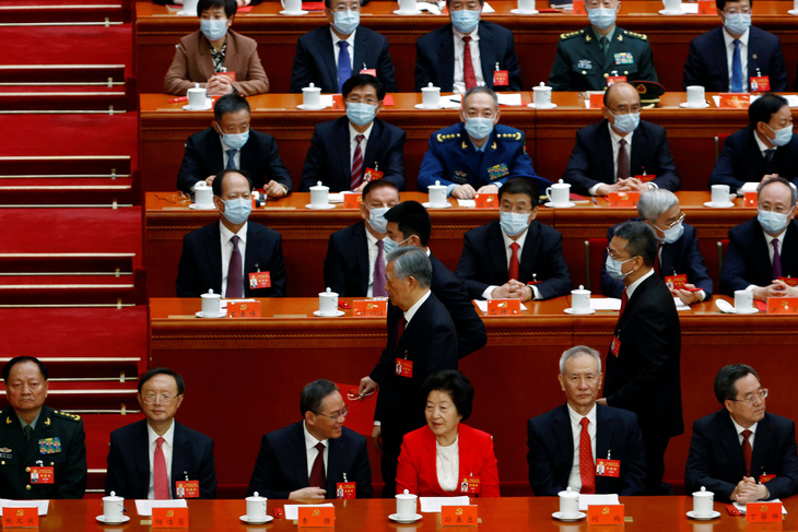 BCH Trung ương khóa mới của Trung Quốc: Vắng mặt 4 thành viên Ban thường vụ Bộ Chính trị khóa cũ - Ảnh 1.