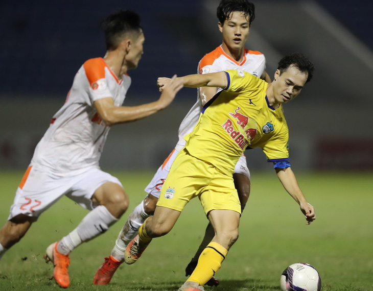 Sân Hòa Xuân: Hoàng Anh Gia Lai vẫn chưa chịu thắng trận - Ảnh 1.