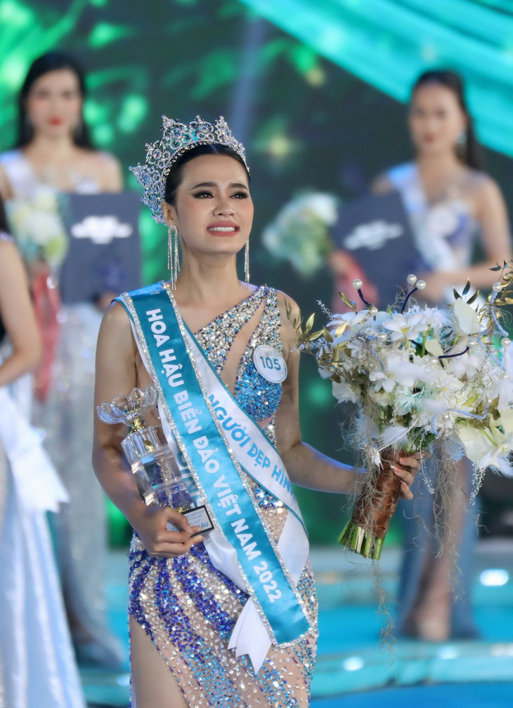 Vừa đăng quang, tân Hoa hậu Biển đảo Việt Nam trả lại vương miện - Ảnh 3.