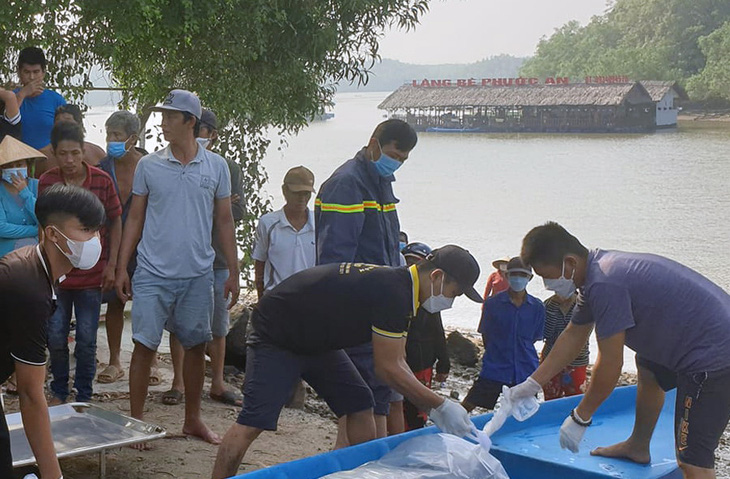 Tìm được thi thể nạn nhân vụ hai vỏ lãi tông nhau trên sông Đồng Kho - Ảnh 1.