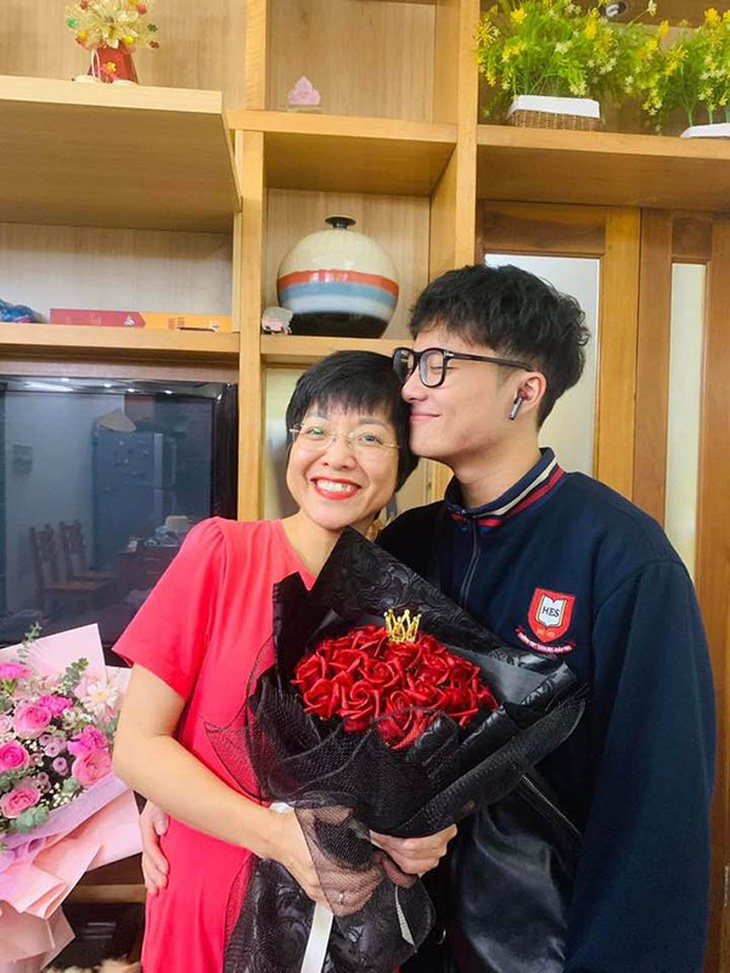 Ảnh vui sao Việt 25-10: Tăng Thanh Hà hạnh phúc đón tuổi 36 - Ảnh 7.