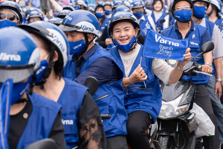 Người trung niên, cao tuổi đi phượt: ‘Chuyến đi của thanh xuân’ - Ảnh 2.