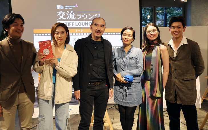 Liên hoan phim quốc tế Tokyo 2022: Tro tàn rực rỡ lột tả sức mạnh yêu thương - Ảnh 5.