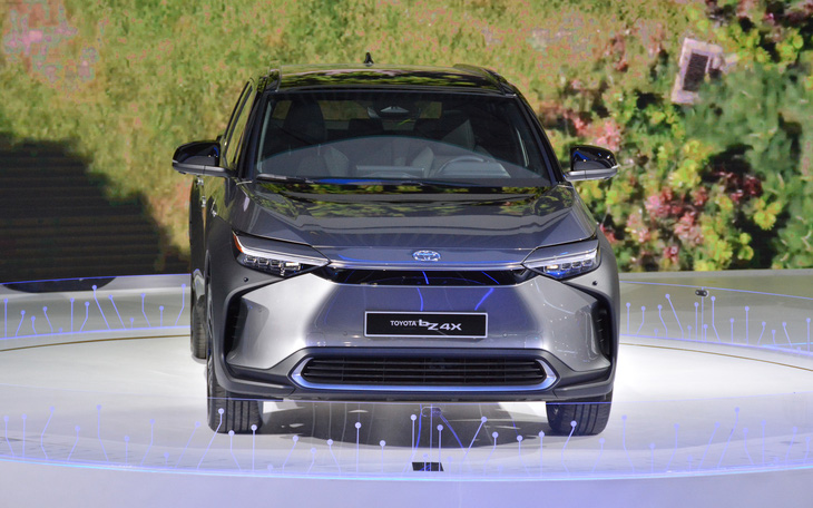 Chi tiết Toyota bZ4X tại VMS 2022: SUV điện tầm trung 