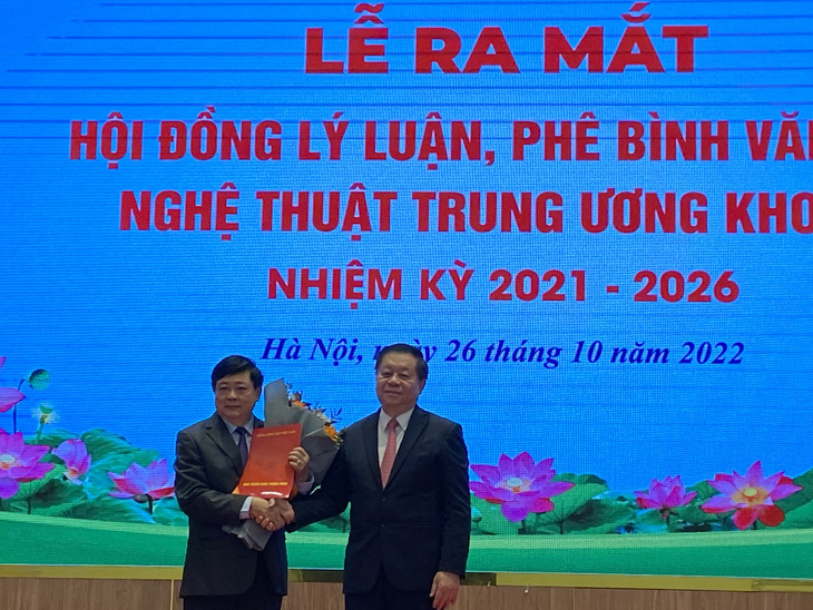Ông Nguyễn Thế Kỷ tiếp tục làm chủ tịch Hội đồng Lý luận, phê bình văn học nghệ thuật trung ương - Ảnh 1.