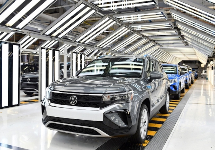 Volkswagen và Continental đầu tư gần 1 tỉ USD vào Mexico - Ảnh 1.