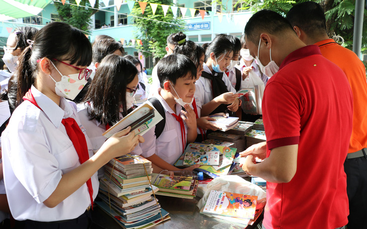 Học sinh TP.HCM hào hứng tham gia hoạt động chào mừng đại hội Đoàn