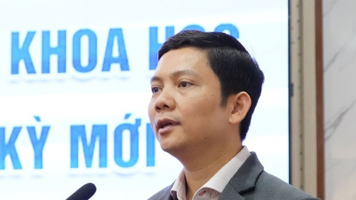 Cảnh cáo cựu chủ tịch Viện hàn lâm Khoa học xã hội Việt Nam Bùi Nhật Quang - Ảnh 1.