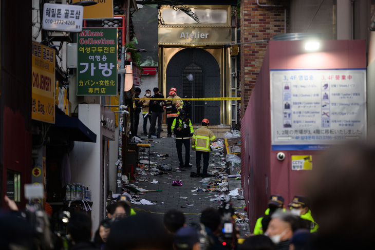 Tổng thống Hàn Quốc tuyên bố quốc tang sau vụ giẫm đạp làm 151 người chết - Ảnh 3.
