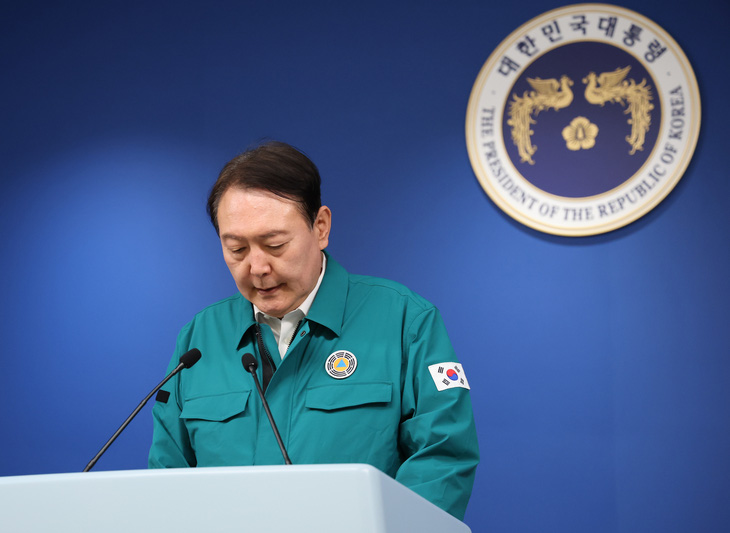 Tổng thống Hàn Quốc tuyên bố quốc tang sau vụ giẫm đạp làm 151 người chết - Ảnh 1.