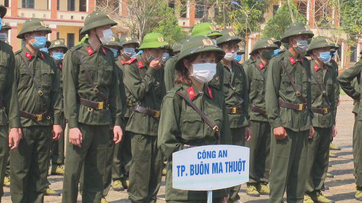 Chiến sĩ nghĩa vụ có bằng đại học được ưu tiên xét tuyển thẳng vào ngành công an - Ảnh 1.