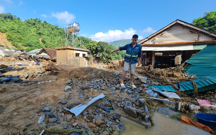 Nghệ An thiệt hại 1.220 tỉ đồng do mưa lũ