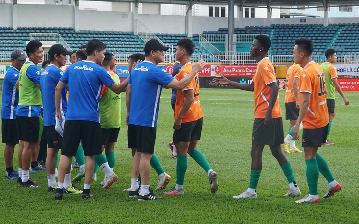 Vòng 18 V-League 2022: Đội TP.HCM tự tin vào cuộc