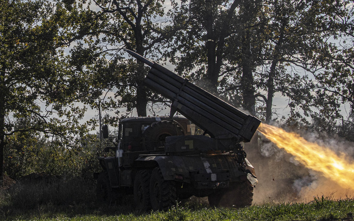 Ukraine tuyên bố tái chiếm 1.200km2 ở Kherson, Mỹ nói tiếp tục 