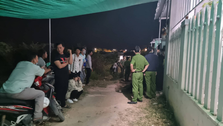 Nghi phạm đâm chết người phụ nữ ở Bình Thuận ra đầu thú tại Cần Thơ - Ảnh 2.