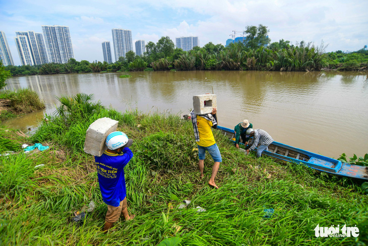 Sẽ giải phóng mặt bằng một lần cho đường vành đai 4 TP.HCM với quy mô 8 làn - Ảnh 1.