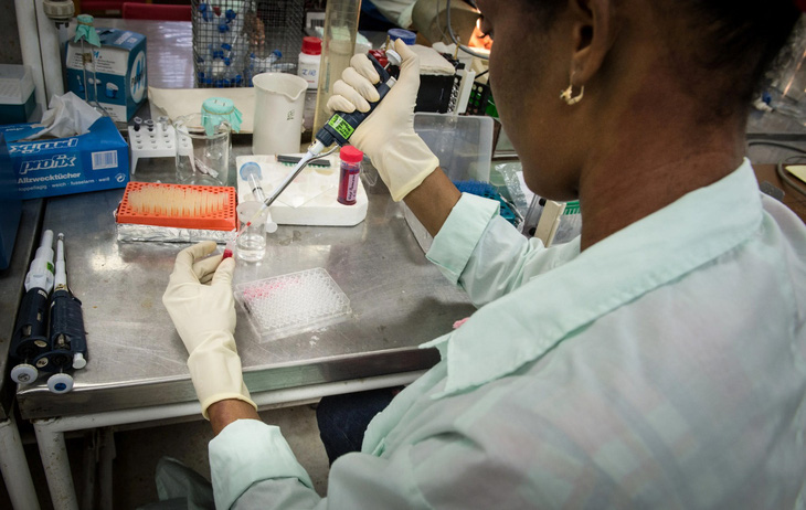 Cuba công bố ứng cử viên vaccine điều trị ung thư - Ảnh 1.