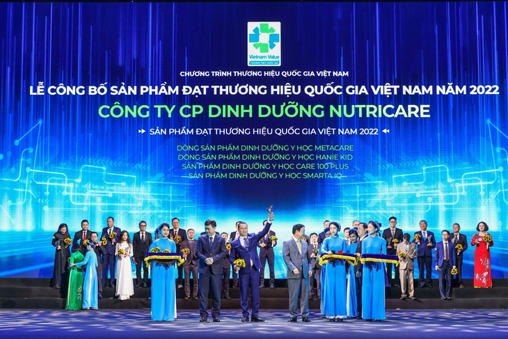 Smarta IQ của Nutricare được vinh danh Thương hiệu quốc gia Việt Nam 2022 - Ảnh 1.