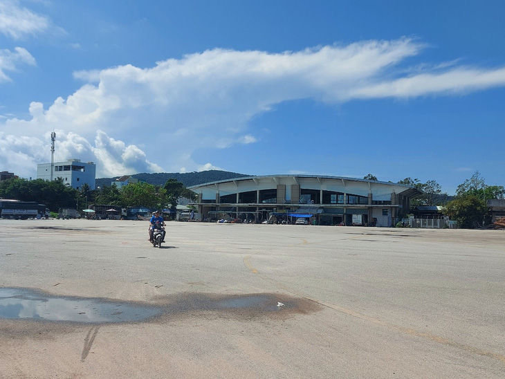 Bán đấu giá quyền sử dụng đất sân bay Phú Quốc cũ - Ảnh 1.