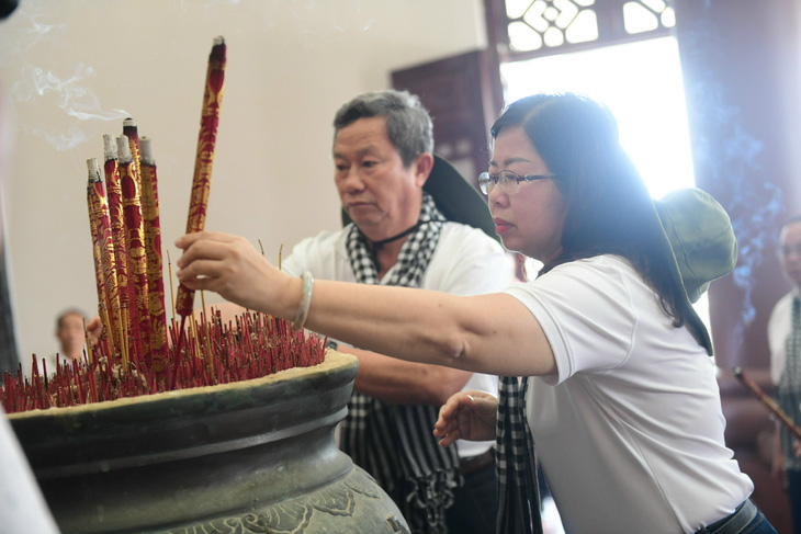 Đoàn báo chí TP.HCM khởi hành về nguồn Hành trình đất phương Nam - Ảnh 3.