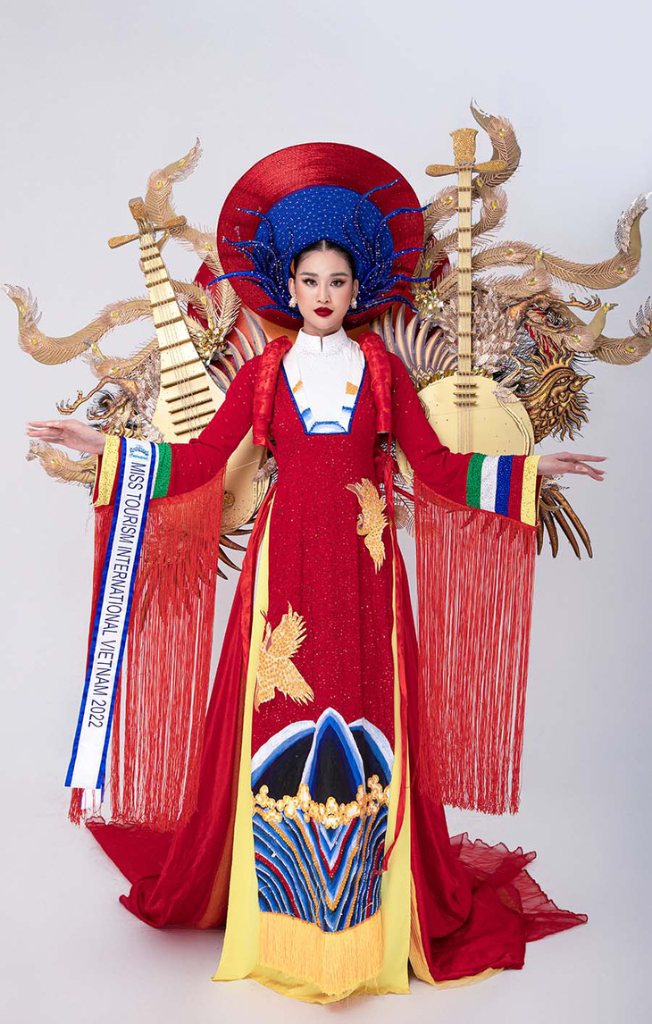 Ấn tượng với trang phục Nhã nhạc của Nguyễn Nga tại Miss Tourism International - Ảnh 2.