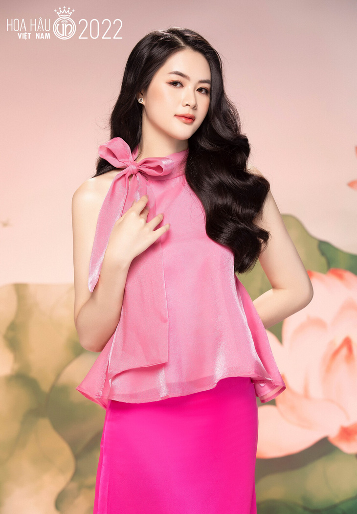 Ngắm bộ ảnh ‘tươi như bông’ của dàn thí sinh Hoa hậu Việt Nam 2022 - Ảnh 14.