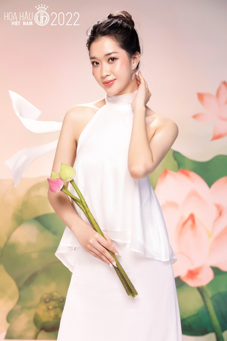 Ngắm bộ ảnh ‘tươi như bông’ của dàn thí sinh Hoa hậu Việt Nam 2022 - Ảnh 16.