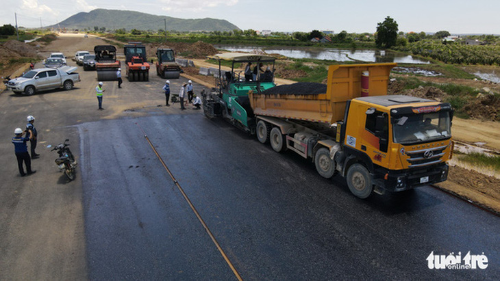 Các dự án trọng điểm chậm tiến độ ra sao mà Thủ tướng phải lệnh quyết liệt? - Ảnh 1.