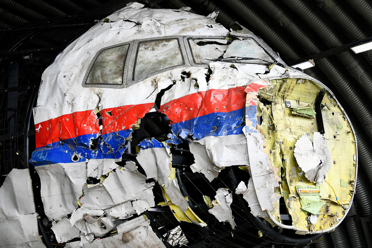 Tòa án Hà Lan phạt tù chung thân ba người liên quan vụ rơi máy bay MH17 - Ảnh 2.