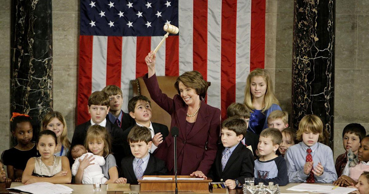 Nancy Pelosi: Từ bà nội trợ đến chủ tịch Hạ viện Mỹ - Ảnh 2.