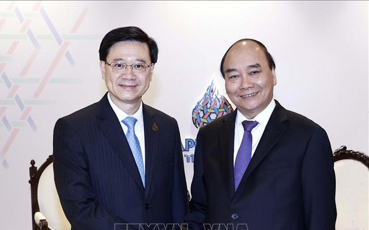Chủ tịch nước tiếp trưởng đặc khu Hong Kong tại Thái Lan