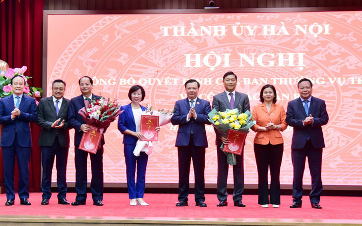 Hà Nội trao 3 quyết định về công tác cán bộ, quận Thanh Xuân có tân bí thư