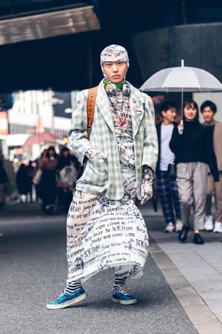 Giật mình với street style kiểu Nhật mà cứ ngỡ lễ hội hóa trang - Ảnh 7.
