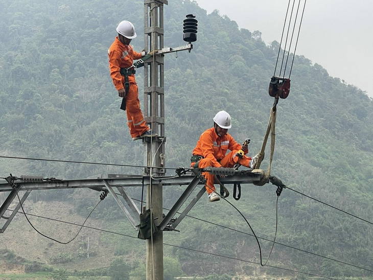 Điện lực miền Bắc hướng đến hoàn thành chỉ tiêu kinh doanh cuối năm 2022 - Ảnh 2.