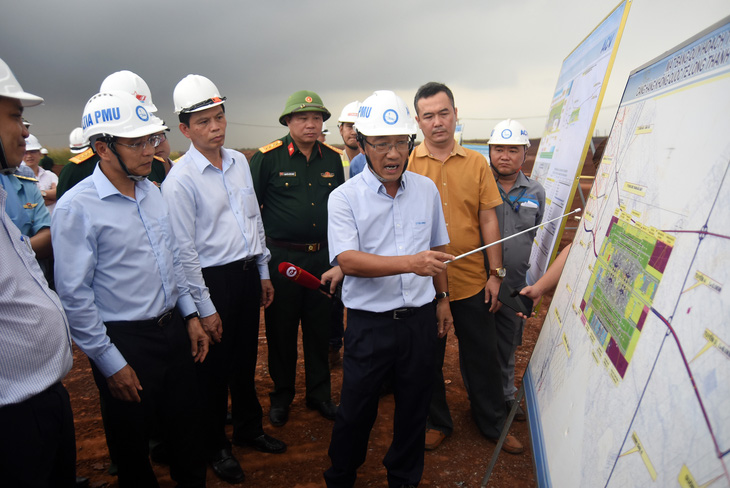 Tân Bộ trưởng Nguyễn Văn Thắng kiểm tra thực địa dự án sân bay Long Thành - Ảnh 1.