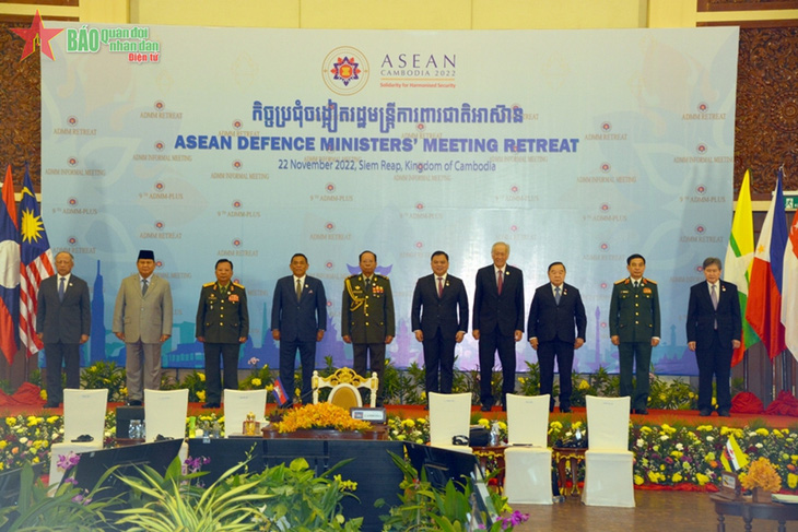 Đại tướng Phan Văn Giang gặp bộ trưởng quốc phòng Mỹ, Indonesia, Hàn Quốc, Ấn Độ - Ảnh 1.