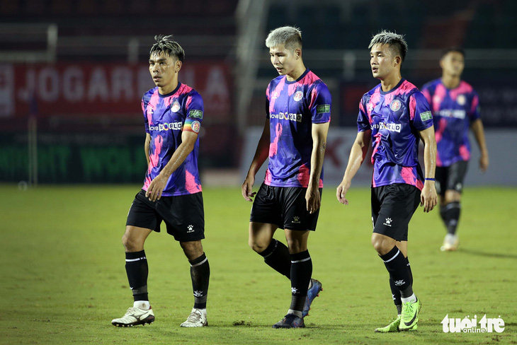 CLB Topenland Bình Định có bản hợp đồng đầu tiên mùa World Cup - Ảnh 2.