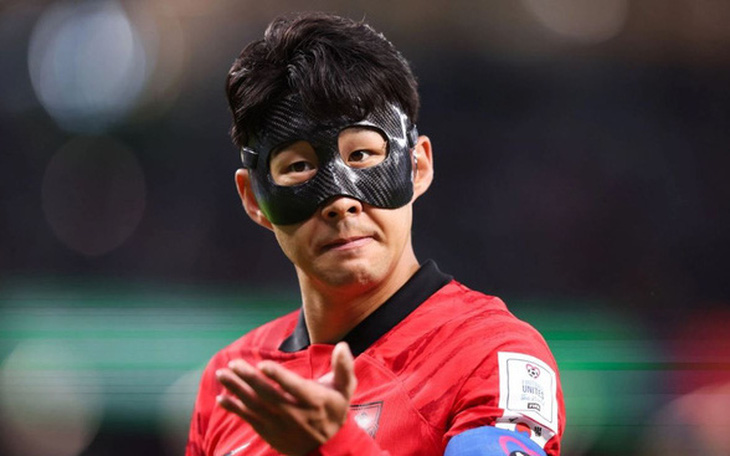 Tại sao Son Heung Min phải đeo mặt nạ khi thi đấu World Cup 2022?