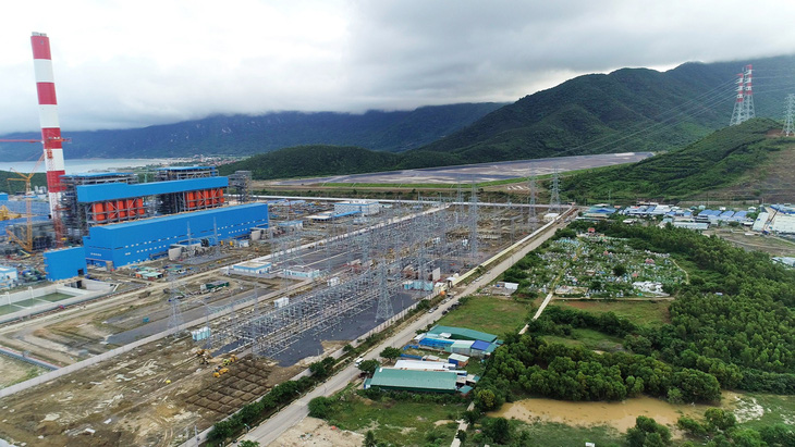 Vượt tiến độ 27 ngày, trạm biến áp 500kV Vân Phong chính thức đóng điện - Ảnh 1.