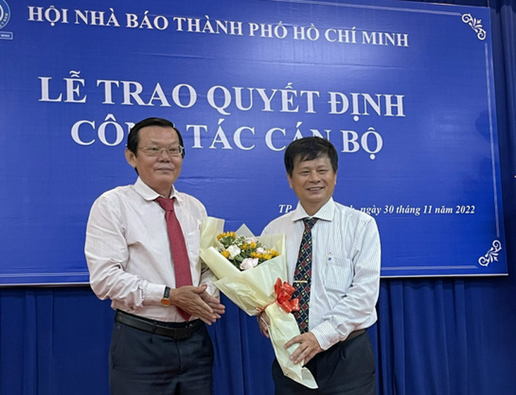 Ông Nguyễn Tấn Phong giữ chức chủ tịch Hội Nhà báo TP.HCM nhiệm kỳ 2020 - 2025 - Ảnh 1.