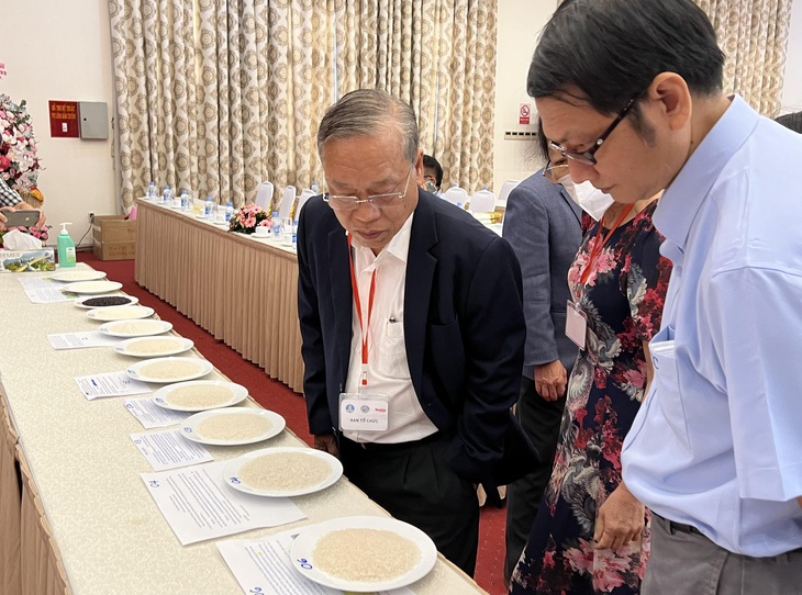 Cha đẻ gạo ST25 đề nghị điều tra lại kết quả cuộc thi Gạo ngon nhất Việt Nam năm 2022 - Ảnh 1.