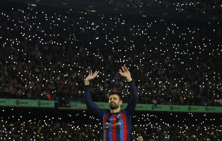 Hình ảnh trận đấu cuối cùng của Gerard Pique tại Camp Nou - Ảnh 11.