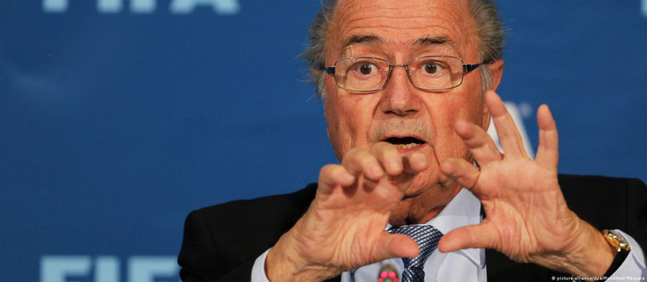 Cựu chủ tịch FIFA Sepp Blatter: Để Qatar tổ chức World Cup là sai lầm - Ảnh 1.