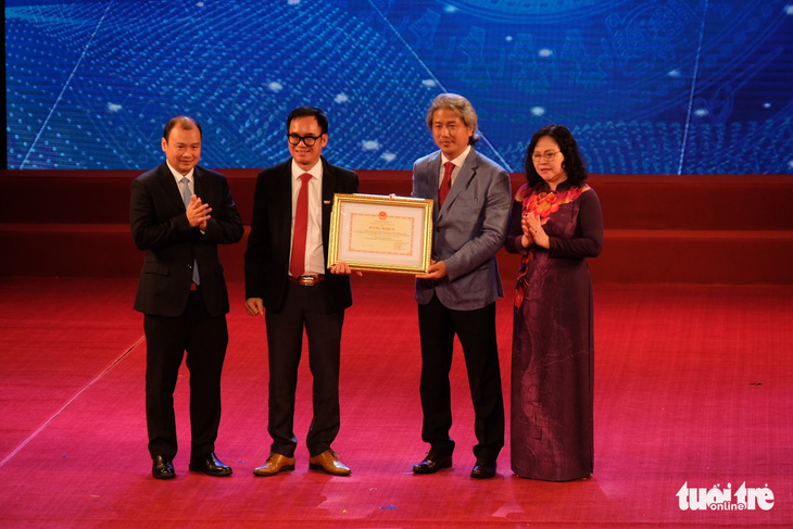 Báo Tuổi Trẻ đoạt giải ba báo chí toàn quốc Vì sự nghiệp giáo dục Việt Nam - Ảnh 1.